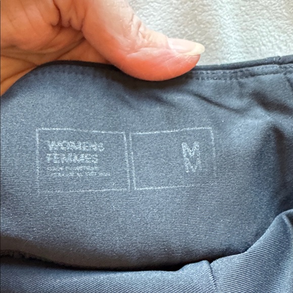 Mountain Hardware outdoor pants - Picture 8 of 12